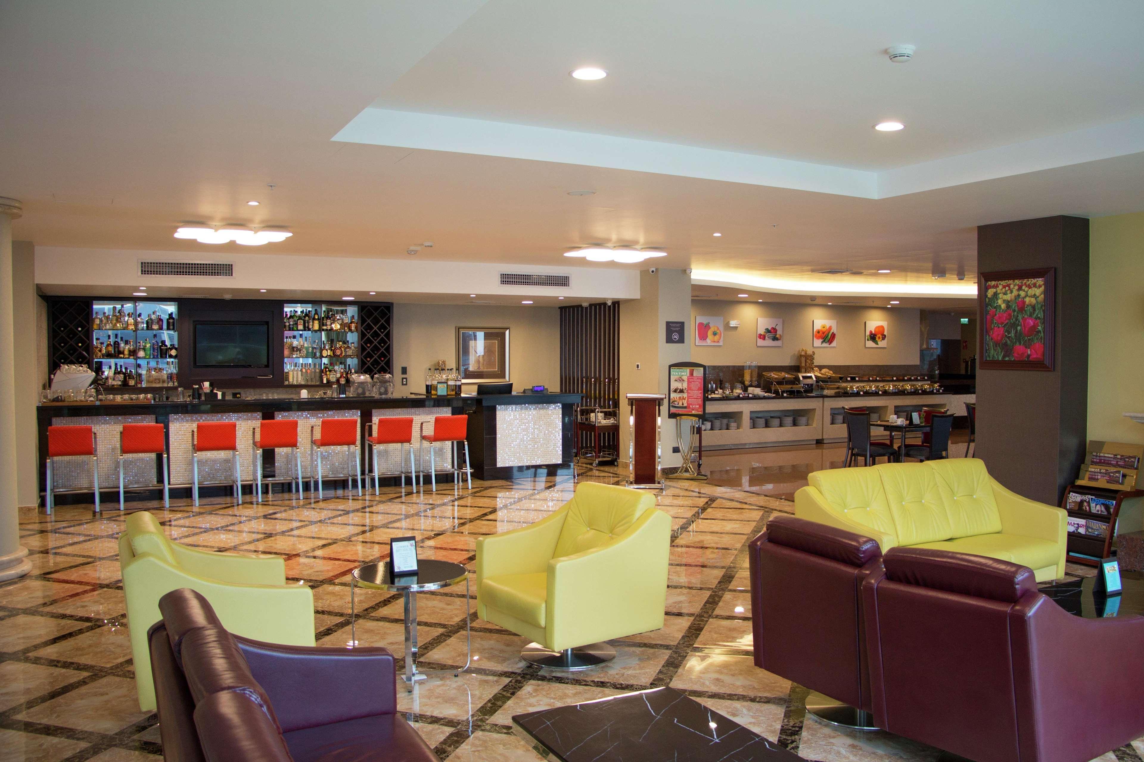 Hilton Garden Inn Lima Surco Экстерьер фото